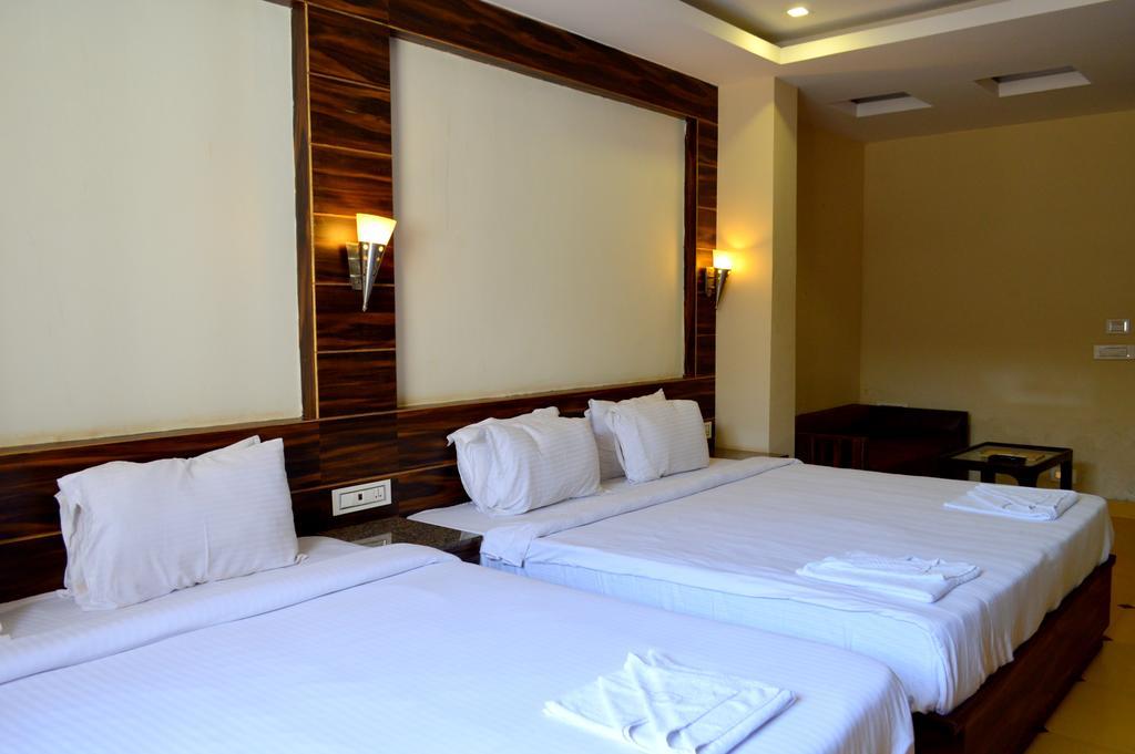 Casa De Baga Hotel Калангуте Екстериор снимка