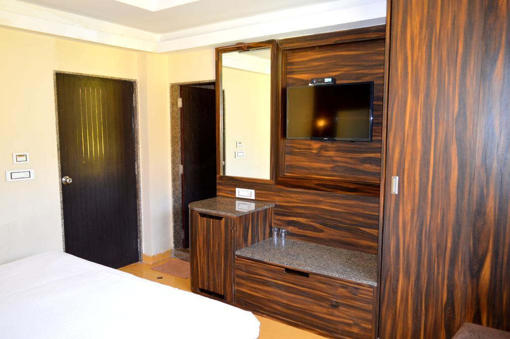 Casa De Baga Hotel Калангуте Екстериор снимка